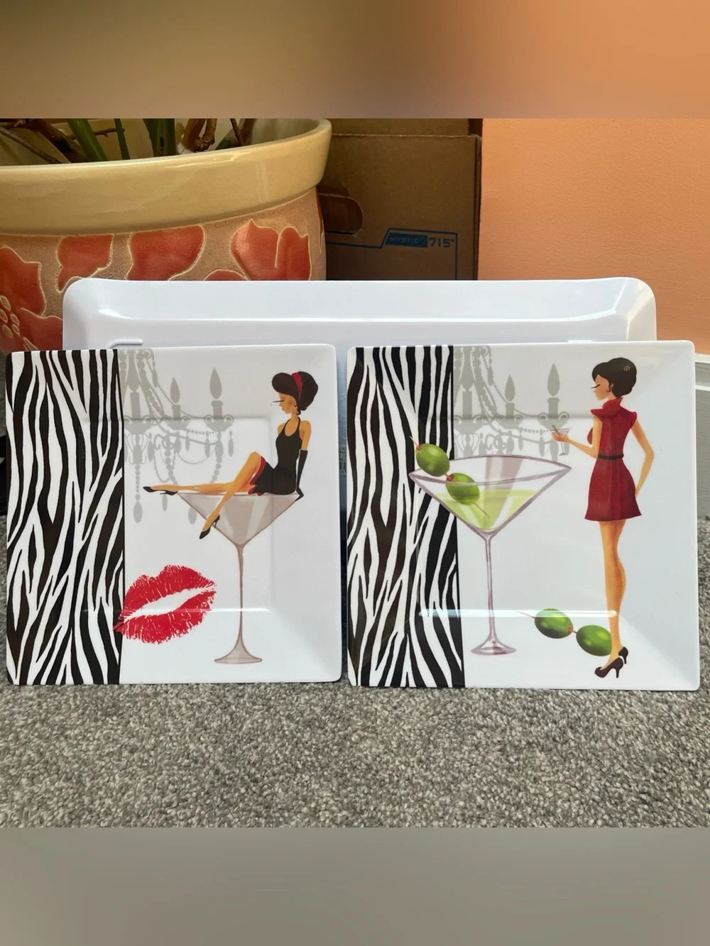 Merritt melamine girlfriends and cocktails plate (4) and platter set